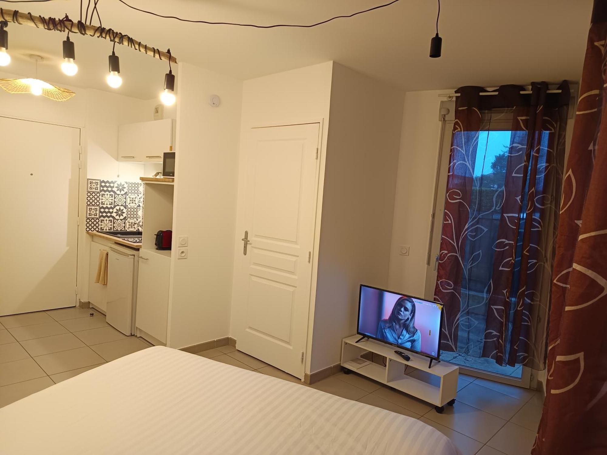 Villa'Vi Lyon Est Chambres D'Hotes サン・プリエスト エクステリア 写真